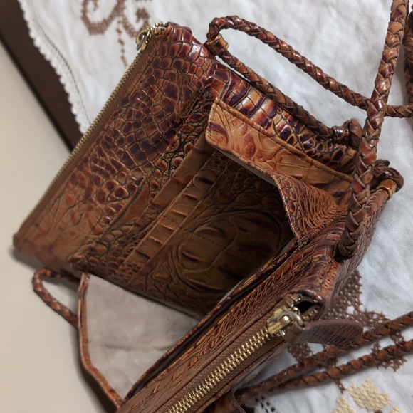 Rare Brahmin Crossbody with Braided Straps - Picture 8 of 12